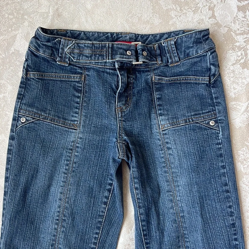 Smart Set Jeans - Picture 2 of 14